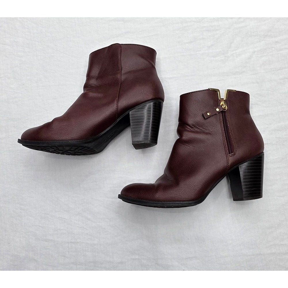 Eurosoft by Sofft Sosie Burgundy Wine Ankle Boots Gold‎ Hardware Block Heel 8M